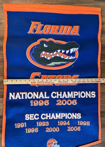 Florida Gators Champions Wool Dynasty Banner 24 x 36 SEC National Winning Streak - Picture 8 of 8