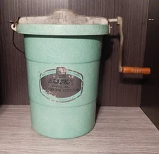 Vintage Alaska Hostess 4 Qt Fiberglass Aqua Hand Crank Ice Cream Maker