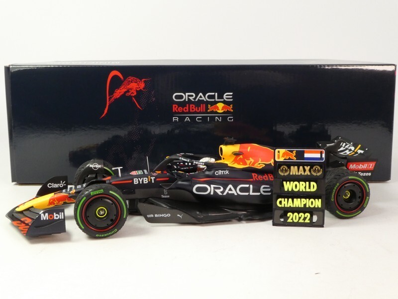 ミニチャンプス1/18OracleRedBullRacingRB18 2022 Amazon.com: Minichamps 1:18th Red Bull Racing RB18 Max