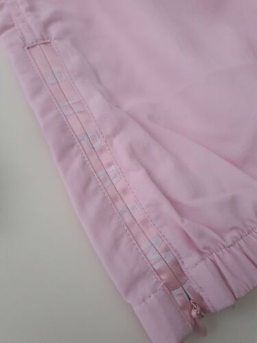 FW21 Supreme Warm Up pantaloni rosa pallido pantaloni da pista L pantaloni grandi Supplex nuovi - Foto 2 di 12