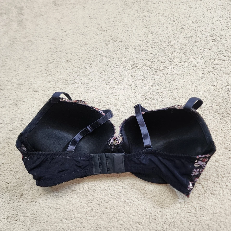 Sujetador push up acolchado con aros negro rosa de encaje H&M talla 34D Foto 3 de 4