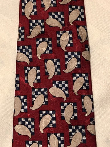 Carter & Holmes Silk TIE & POCKET SQUARE Set Geometric Paisley Red 56"x4" - Picture 3 of 7