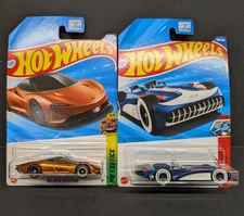 Hot Wheels McLaren Speedtail Super Treasure Hunt With Regular Hunt.
