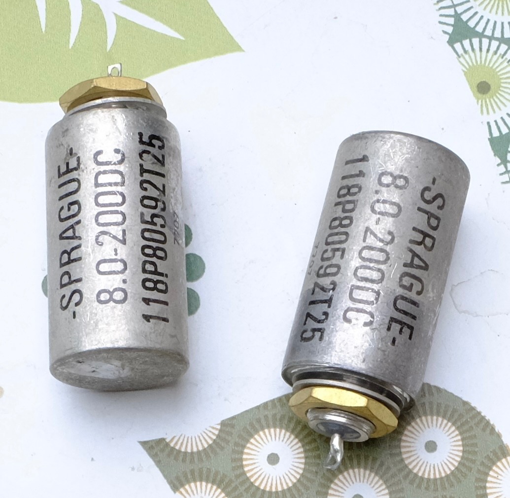 Condensateur 8uF Sprague pour restaurer vos équipements électroniques et amplis à lampes