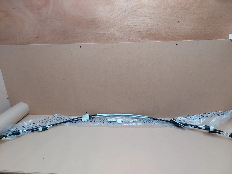 Ford Fiesta Mk8 Engine Gear Selector Cable 5-Speed Manual 1871099 Genuine NEW - Image 2 of 4