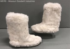 White Fur Snow Boots Apres Ski Winter Mid Calf Size 7