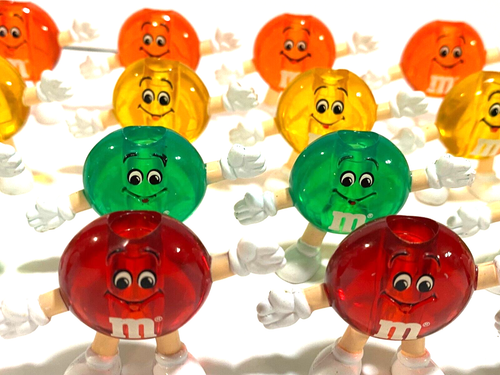 LOT OF 20 1990'S LOOSE M&M CANDY FIGURES 2" STRING LIGHT COVERS ~ 4 COLORS - Picture 2 of 4