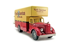 Smith Miller - North American Van Lines Moving Truck - 1:16 Scale