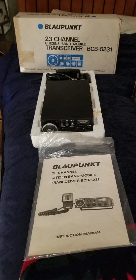 Nuevo de Lote Antiguo Blaupunkt BCB-5231 23 Canales Banda Ciudadana Móvil Tranceiver Radio CB Foto 2 de 4