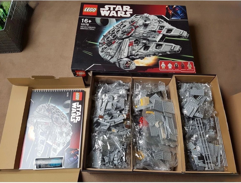 LEGO Star wars Millenium Falcon 10179 Ultimate Collector Serie UCS - Photo 3/3