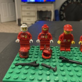 LEGO 8168 Ferrari Minifigure Lot of 5 Pit Crew and Drivers Tools Wrench Lot 4