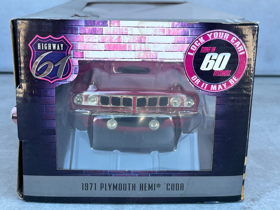1/18 HIGHWAY 61 IDO EN 60 SEGUNDOS 1971 PLYMOUTH HEMI CUDA ROSA NEGRO VALLAS PUBLICITARIAS Foto 2 de 4
