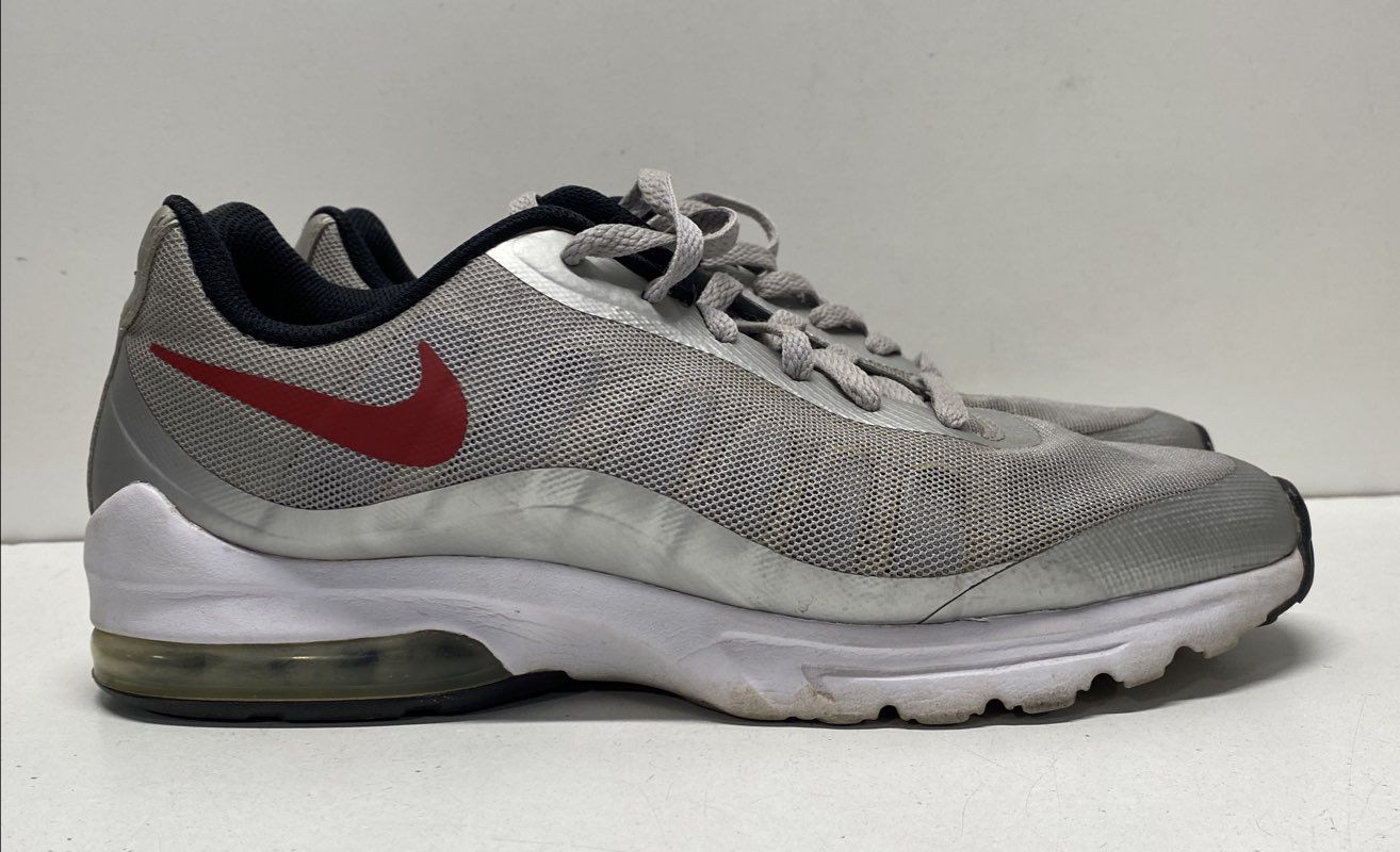 Nike Gray/red Solid Sneaker Athletic Sneaker Men … - image 3