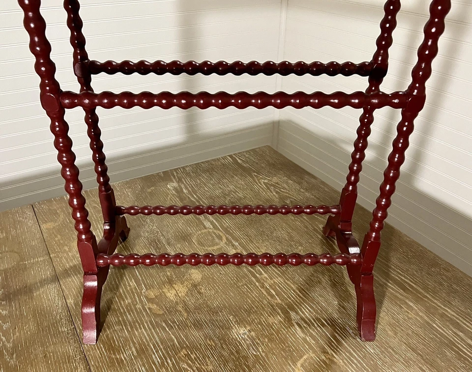 Late 19th Century American Victorian Side Table - Image 3 of 4