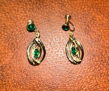 Vintage Dangle Drop Earrings Emerald Rhinestone Silver Encircled Gem