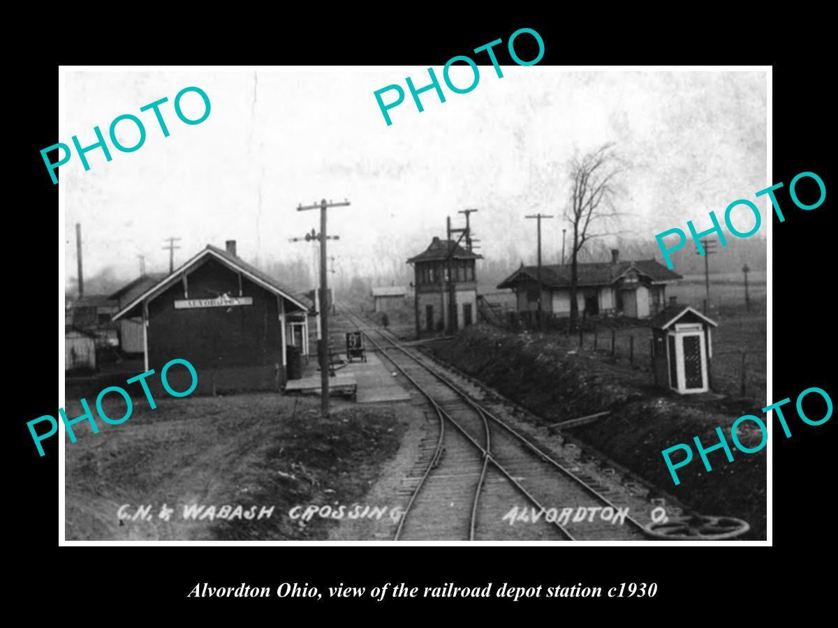 OLD LARGE HISTORIC PHOTO OF ALVORDTON OHIO THE RAILROAD DEPOT STATION