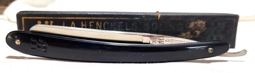 JA Henckels #70 ½ Straight Razor w/Box and Instructions Zwillingswerk Solingen - Picture 4 of 22