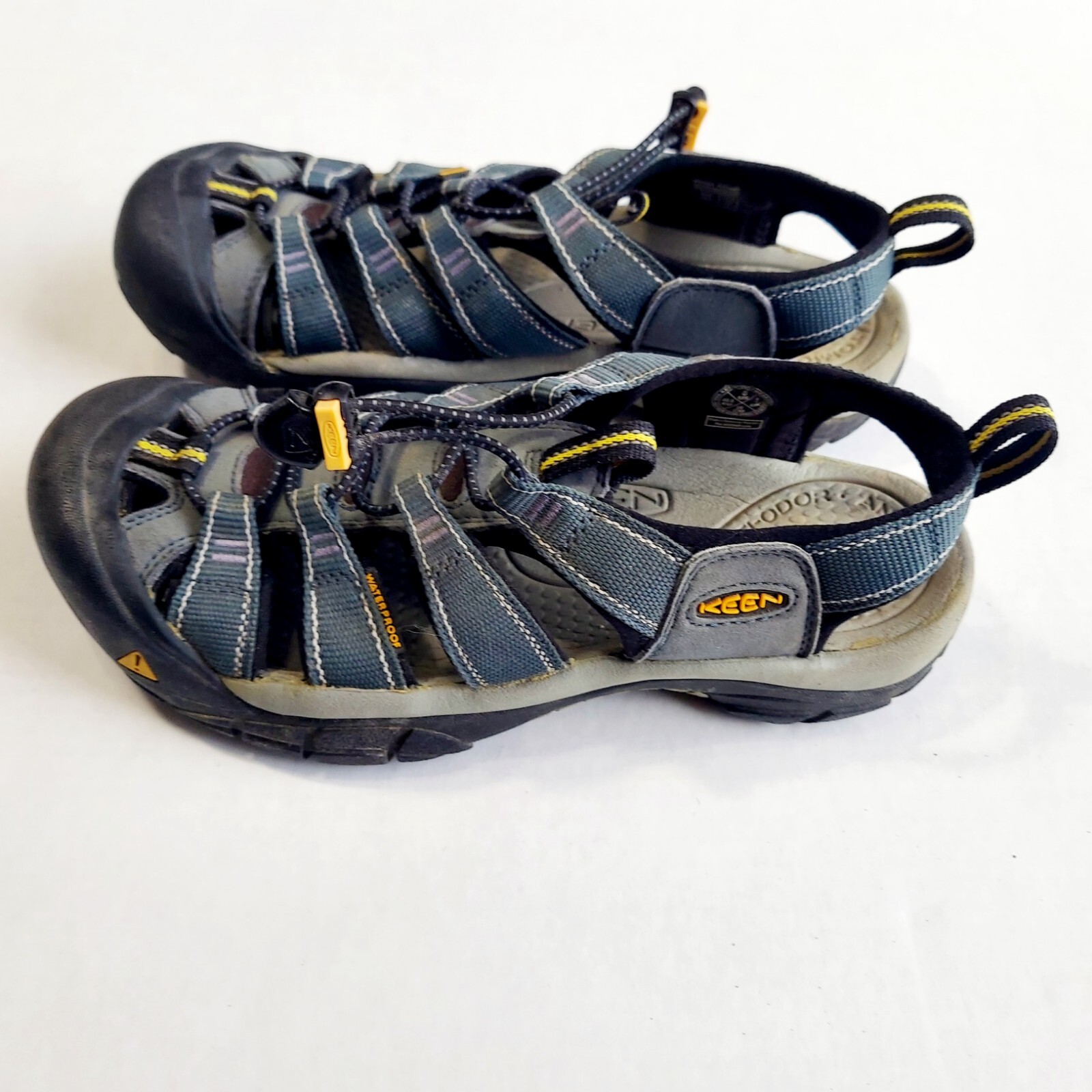 Sandali Keen Newport H2 donna 10 uomo 8 escursionismo impermeabili verde