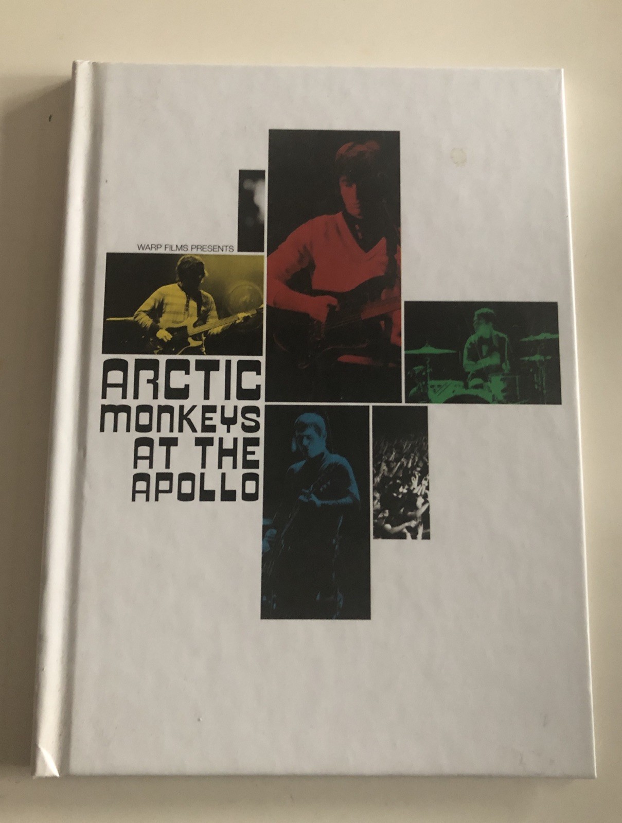 Arctic Monkeys  At The Apollo - DVD Live