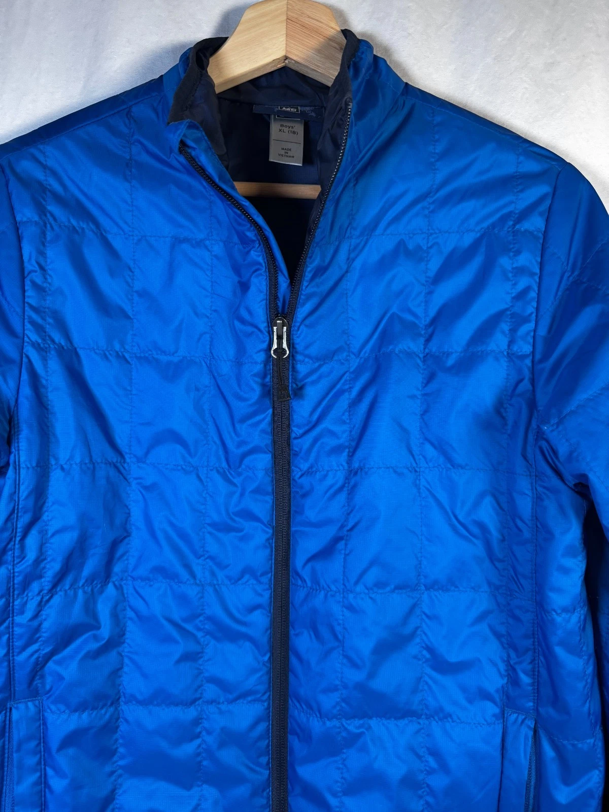 Patagonia Boys’ XL (18) Down Sweater Jacket Balkan Blue Puffer