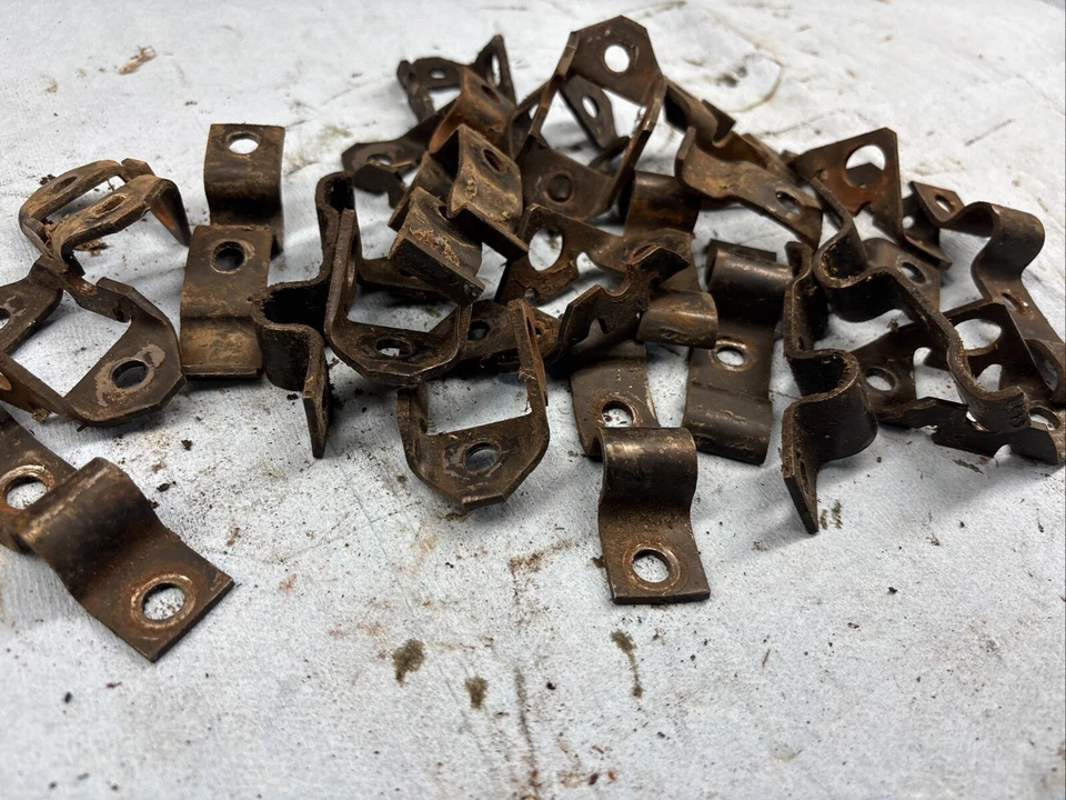 1974 Vintage Snowmobile John Deere 500 Wide 17 1/2 Track Rear Suspension Parts - Image 2 of 2