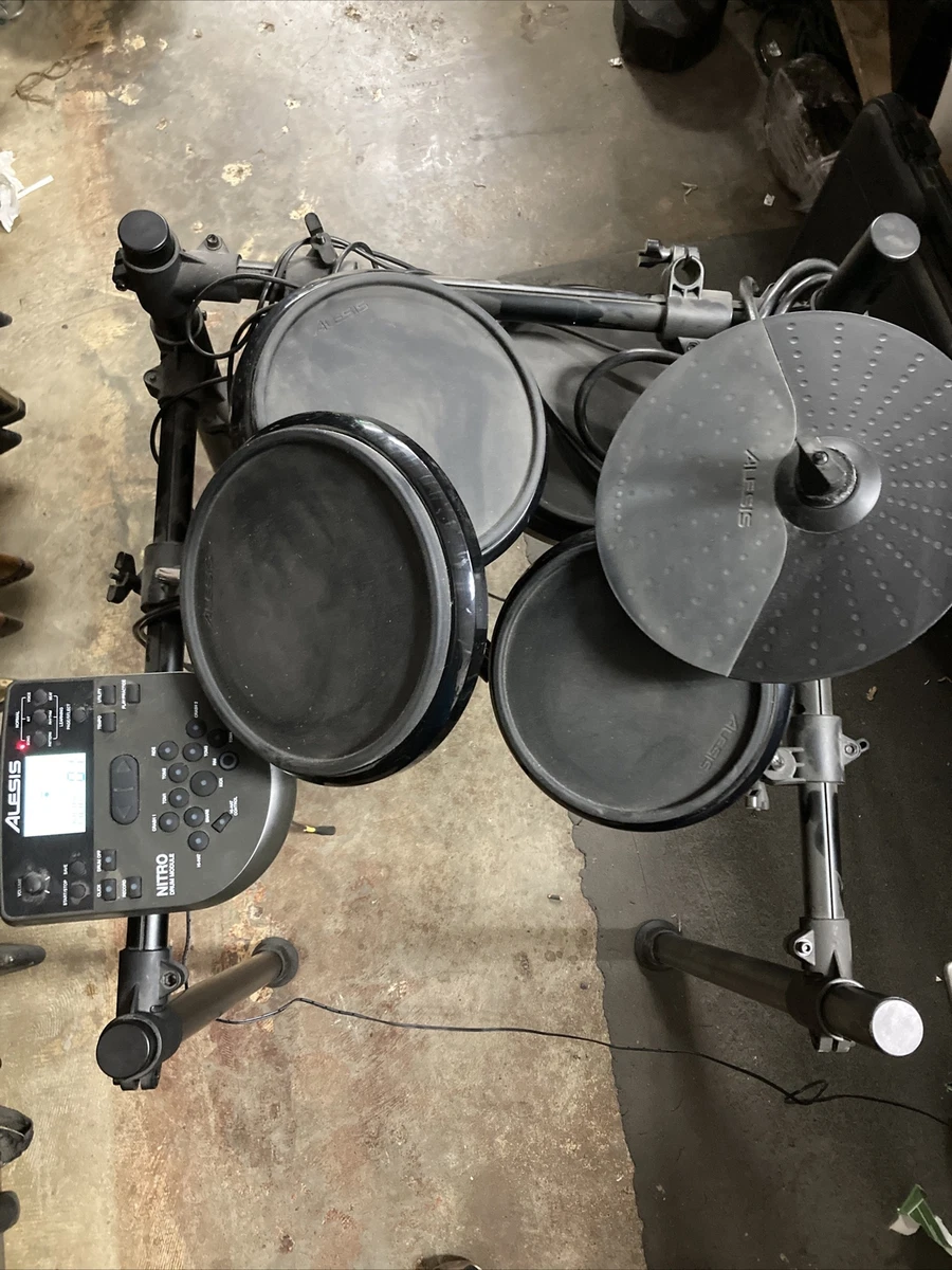 Alesis Nitro DRUM MODULE DM7X with drum pads