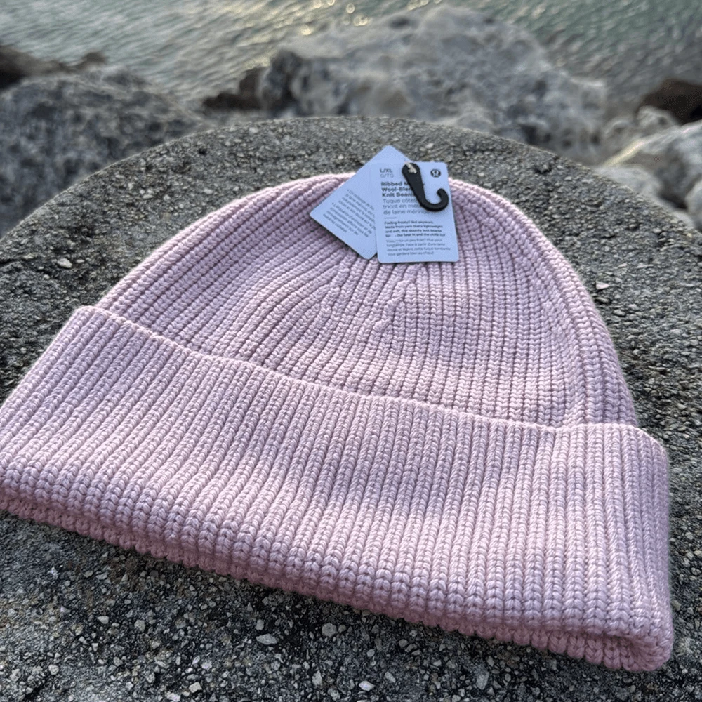 Lululemon Womens Ribbed Merino Wool-Blend Knit BEANIE HAT  display picture 2