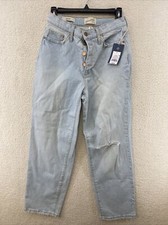Women's High-Rise Vintage Straight Jeans - Universal Thread Size: 4 Light Blue