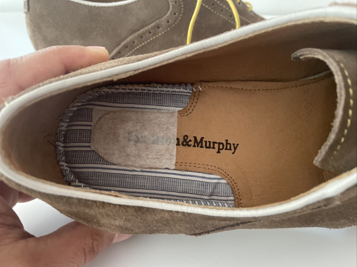 Johnston and Murphy Men