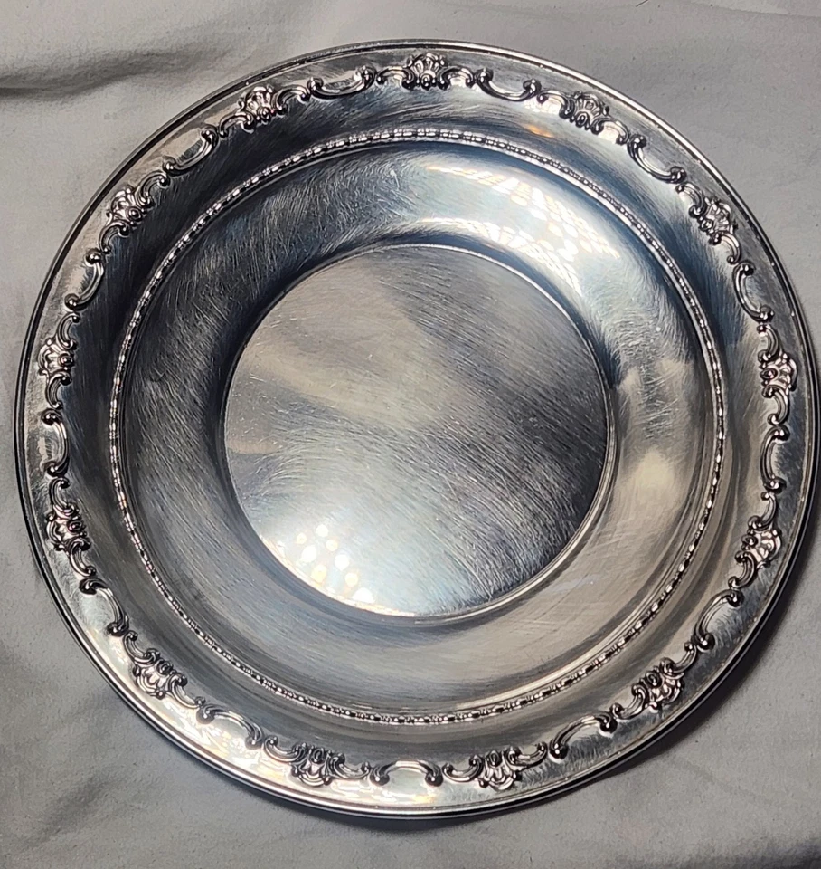 Plato de almuerzo de plata esterlina Strasbourg by Gorham #1122 3/8" x 8" 4,6 oz. Foto 2 de 4