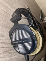 beyerdynamic DT 990 PRO - 250 Ohm, Open Back, Wired, Studio Headphones - Black