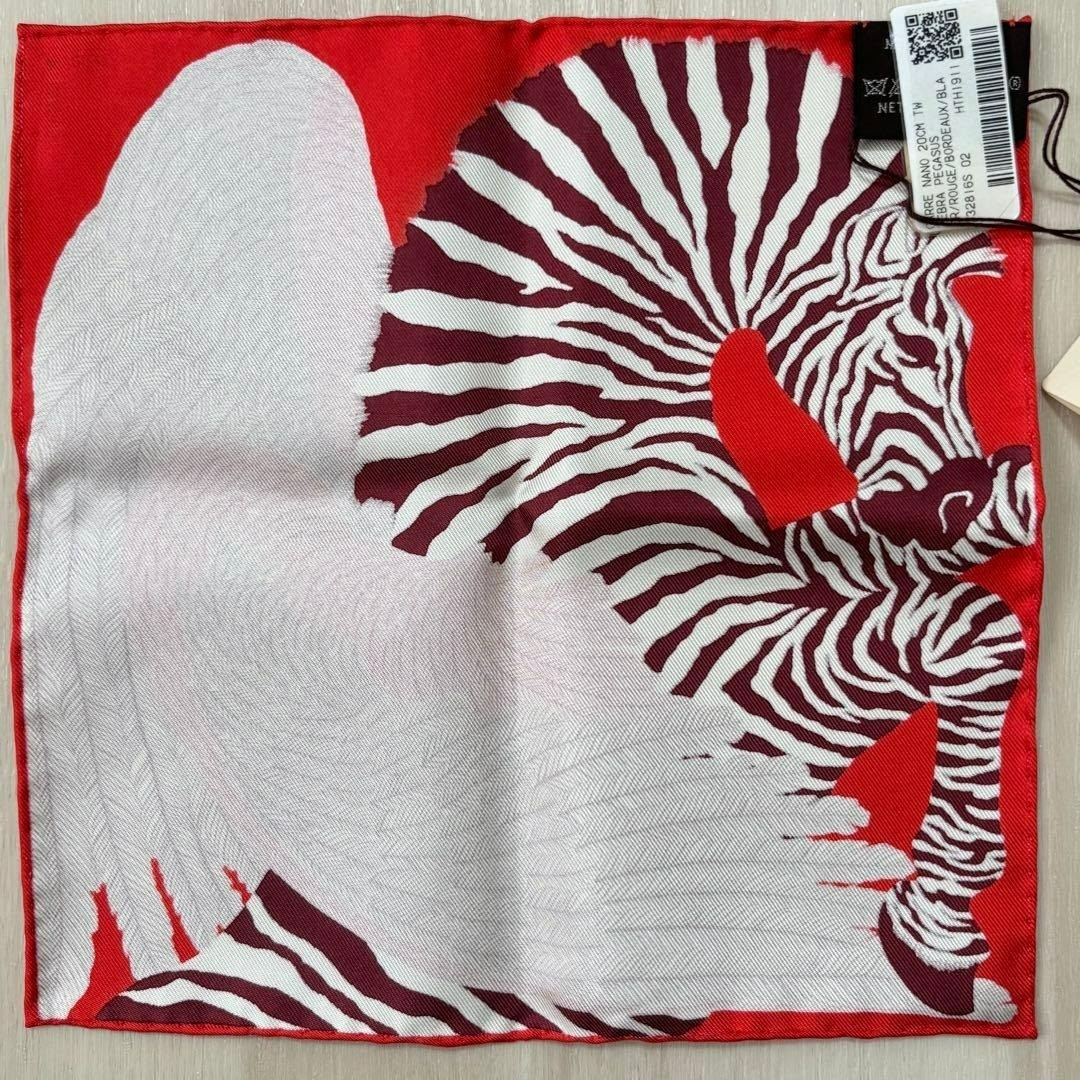 【レア】HERMES CARRE NANO ゼブラペガサス HERMES Zebra Pegasus Nano Carre 20 7in Mini Silk Scarf Red Boxed