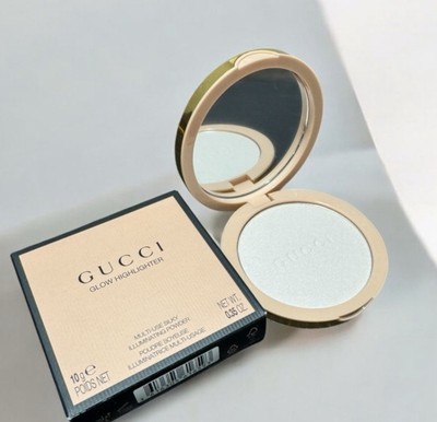 01, GUCCI GLOW HIGHLIGHTER POWDER