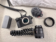 Sony A7 IV DJI Mic 3 Case Lot w/ Mirrorless Camera, Lens, Tripod