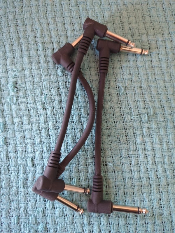3 Unbranded Patch Cables 6" 90° For Effects Pedals