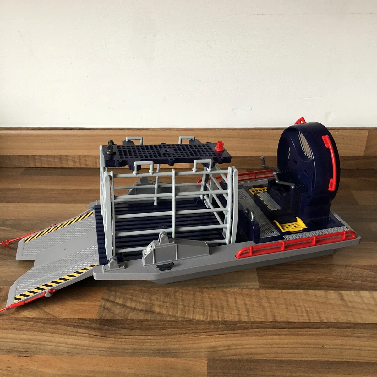 Playmobil hotsell dinosaur boat