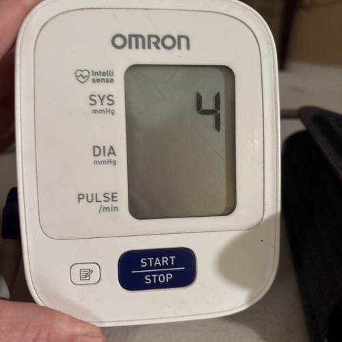 Omron 3 Series BP710N Oberarm-Blutdruckmessgerät - Bild 3 von 7