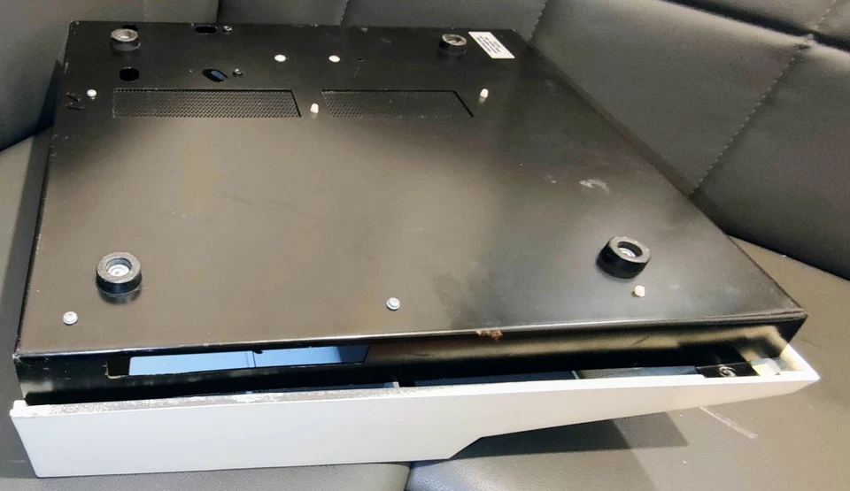 Commodore PET 4016-N Gehäuse / Case in gutem Zustand - Bild 4 von 4