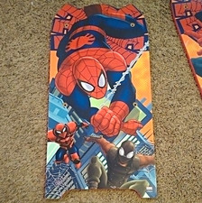 Marvel Spider-Man Wall Plaque Wall Art with Hanging Holes, Unframed 2 Pieces