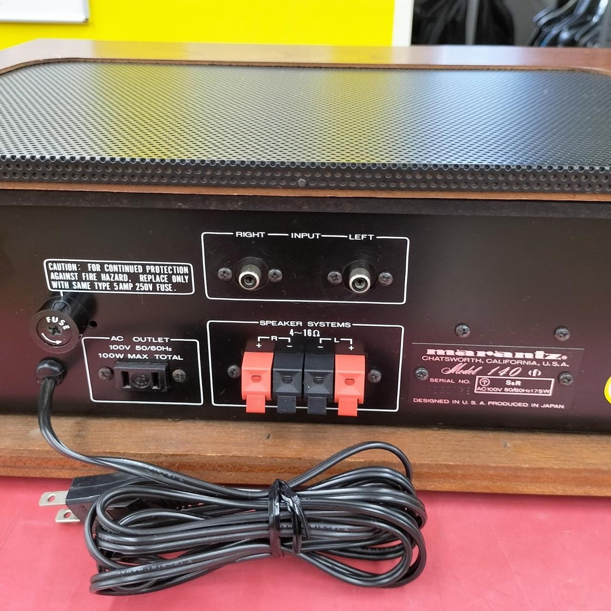 Marantz MODEL 140 Stereo Power Amplifier 100W VU Meter Classic Hi