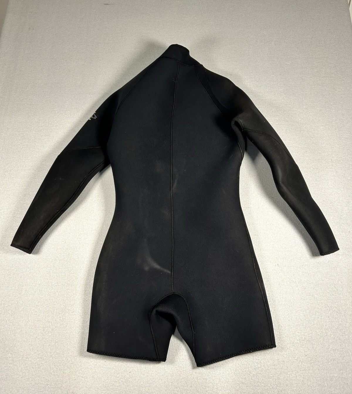 XCEL Shorts Long Sleeve Wetsuit MENS SIZE ML Zippered