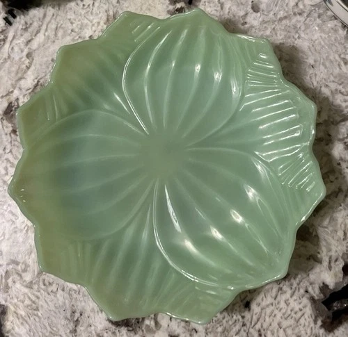 FIRE KING JADEITE LOTUS Flower Plate 8" ~ Excellent