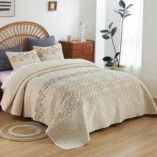 Floral Embroidered Quilt Set Bedding Set Reversible Farmhouse Bedspread Coverlet