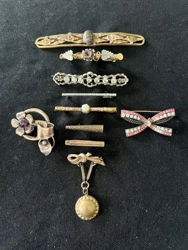 Vintage Jewelry Victorian Art Deco Bar Brooch Brass C Clasp Rhinestone Bow Pin