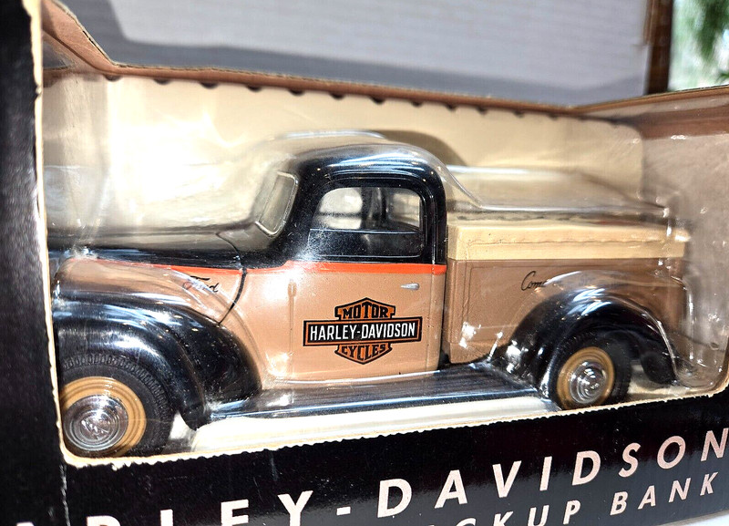 Harley Davidson 1940 Ford Pickup Diecast Bank Dealer Exclusive Limited Edition