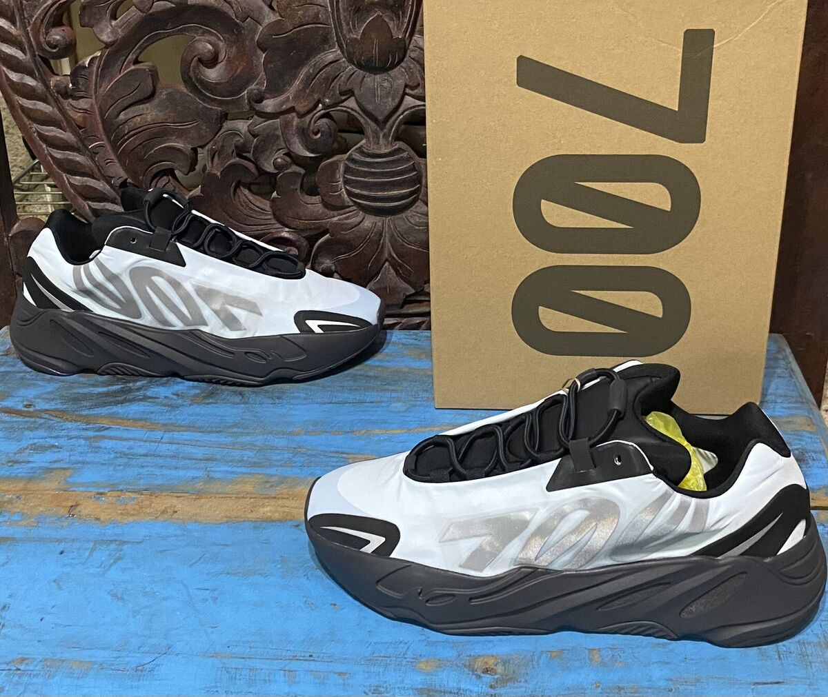 Adidas Yeezy Boost 700 MNVN GZ0711 Blue Tint men's size 10.5 Adidas Yeezy Boost 700 MNVN GZ0711 Blue Tint men's size 10.5
