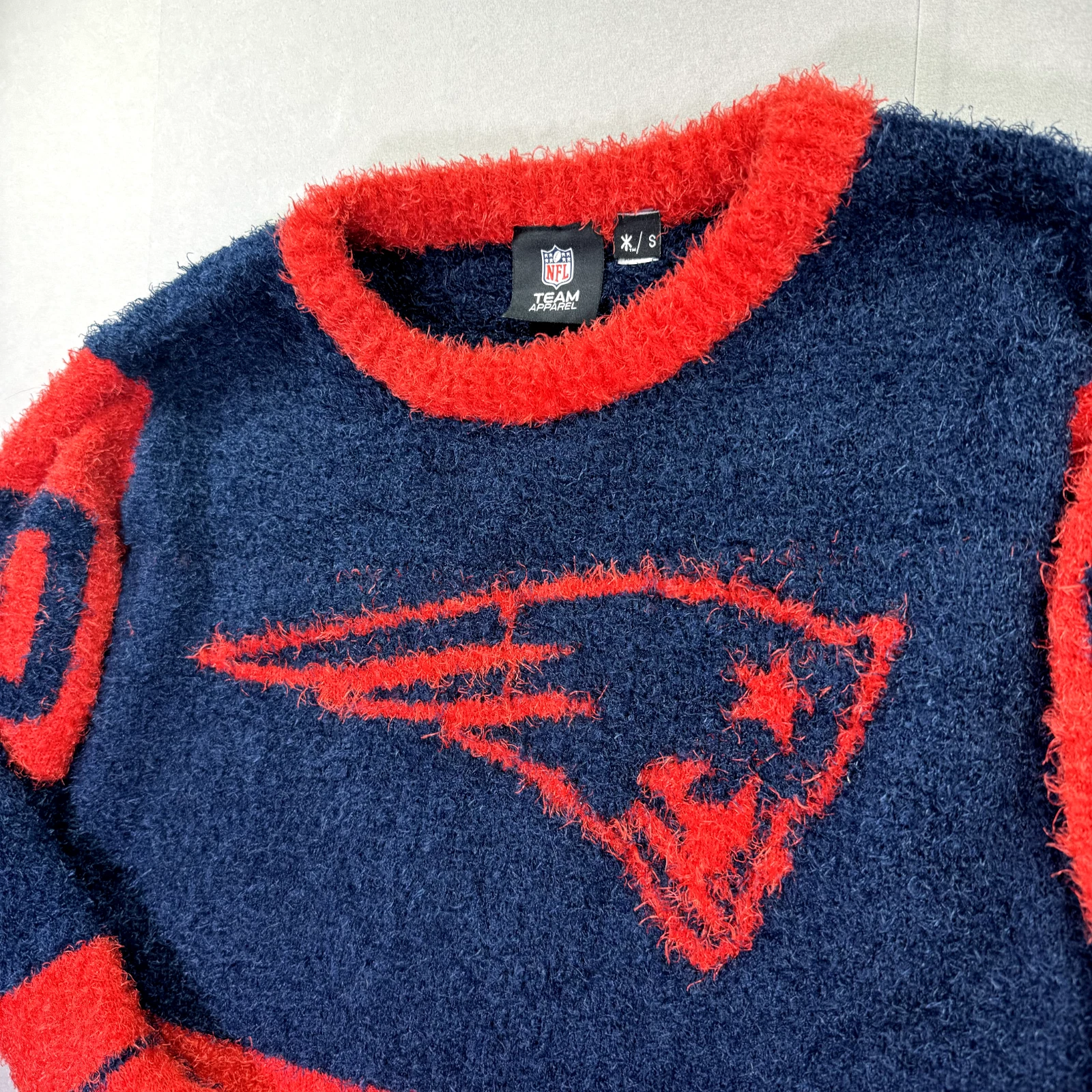 VETEMENTS Maglione natalizio sfocato NFL New England Patriots donna piccolo calcio festa
