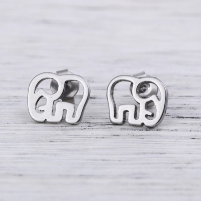 PUCES ETOILES ARGENTE 5mm BOUCLES D'OREILLES ACIER INOXYDABLE PUCES ETOILES ARGENTE 5mm BOUCLES D'OREILLES ACIER INOXYDABLE