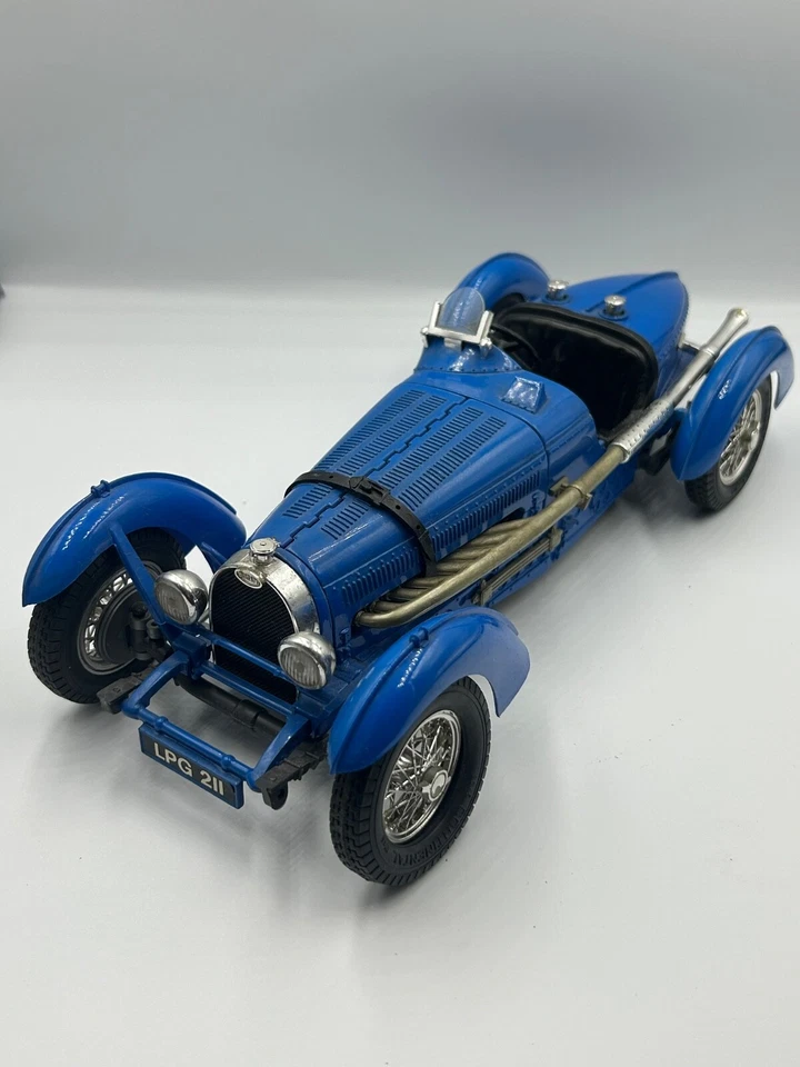 MODELLINO AUTO-BUGATTI TYPE "59" (1934)-SCALA 1 :18 BURAGO-MADE IN ITALY - Immagine 2 di 4