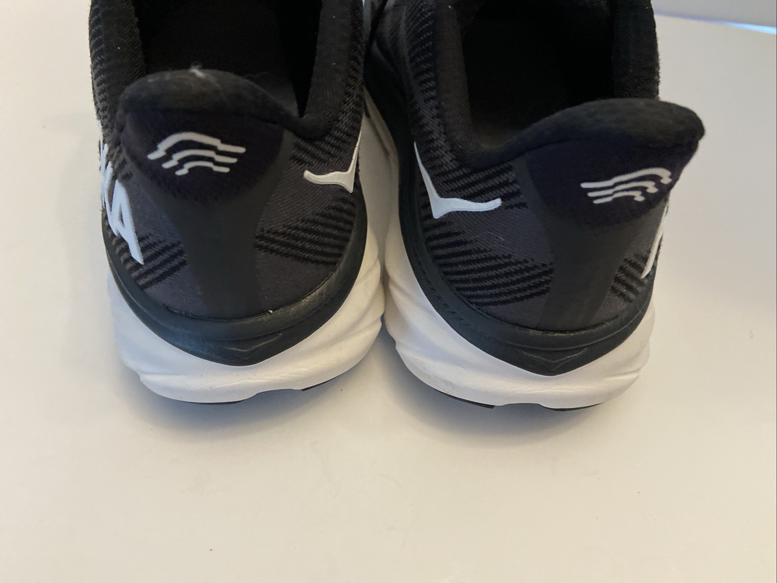 Hoka One One Clifton 9 Running Shoes Women's Size 11 D Wide Black White $145 thumbnail 9